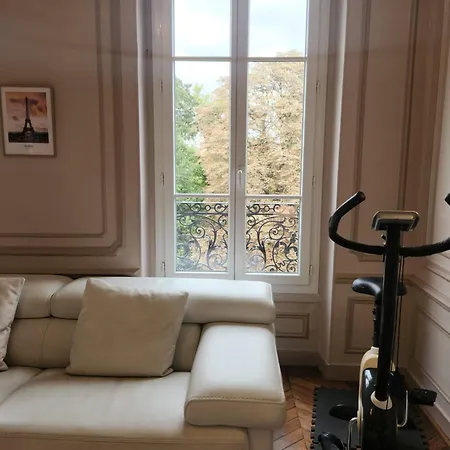 Apartment Haussmannien *